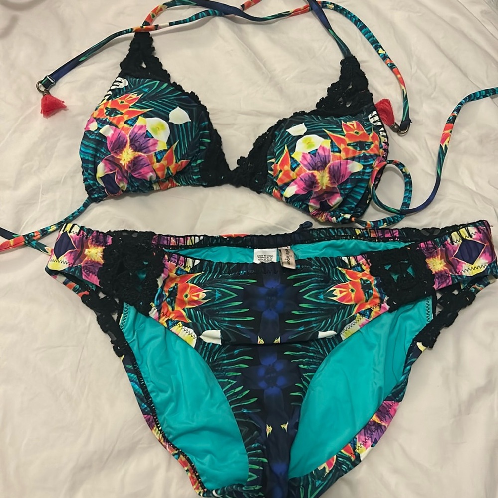 Floral bikini